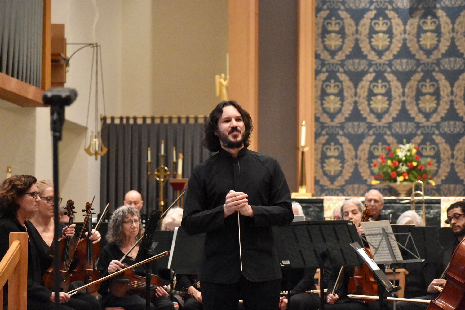 Eric Stewart has served the Island Symphony Orchestra for over five years as music director.
